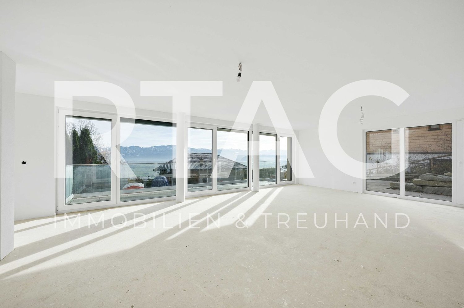 Neubau-4.5-Zimmer-Wohnung - Bild 1