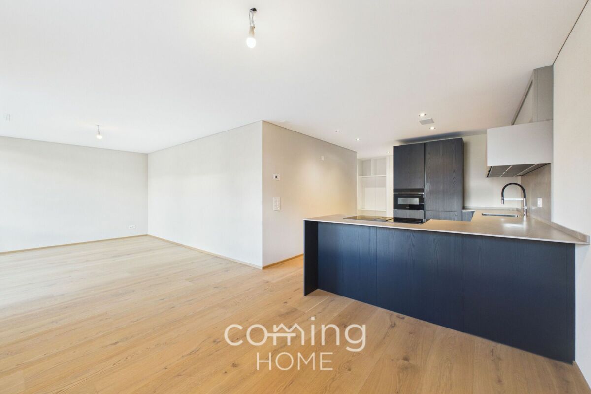 Sonnige 2.5 Zimmer Mietwohnung in erhöhter Panoramalage - Bild 4