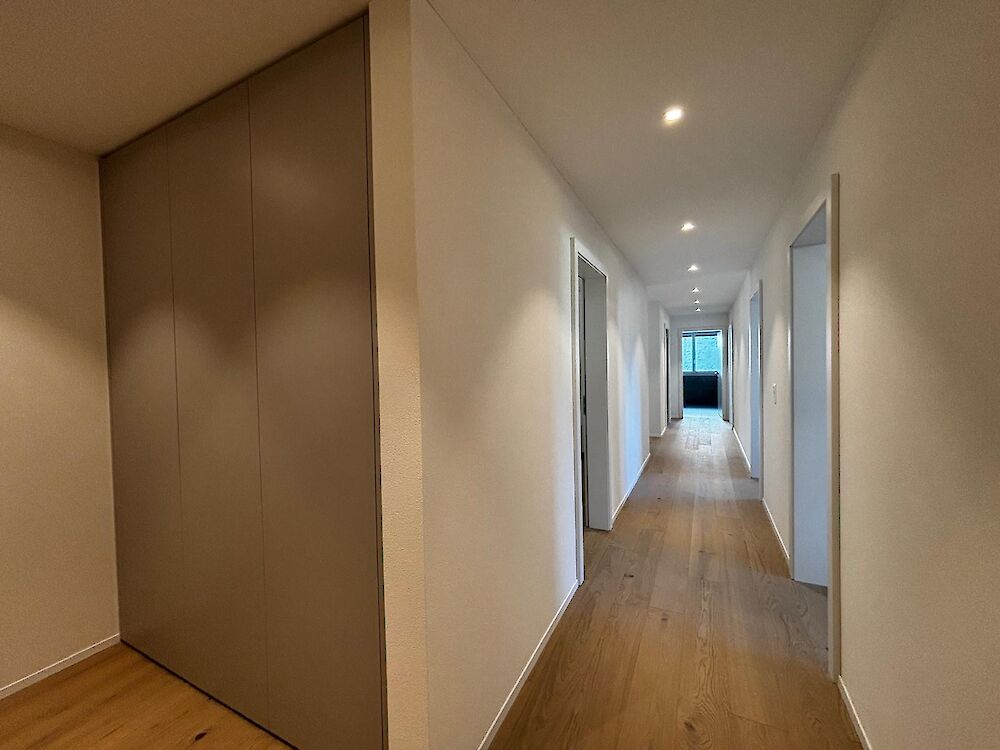 ERSTBEZUG! Exklusive 4.5-Zimmerwohnung in Alterswil - Bild 2