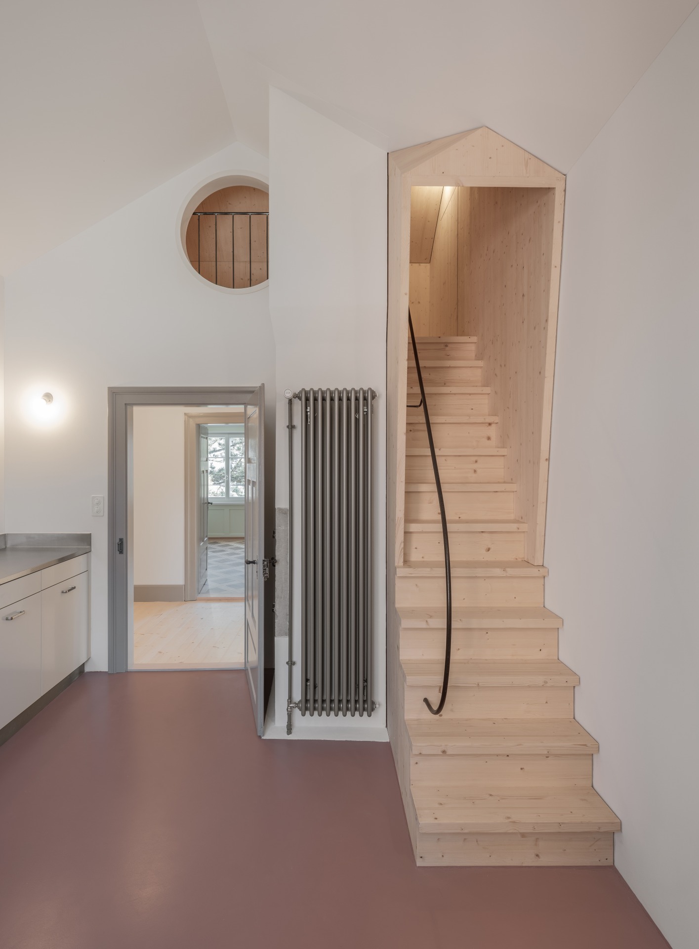 Erstbezug Dachgeschosswohnung - wenige Gehminuten vom Zentrum - Küche 2