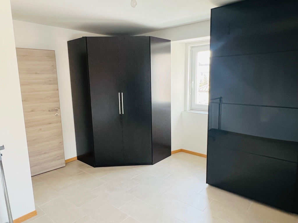 Appartement moderne de 2.5 pièces au 1er étage - chambre2.jpg