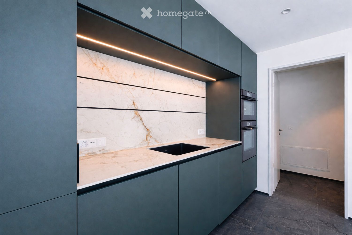 Designed in Milan, Steps from the Water: 2 BR · 2 Bath · First Occupancy April 2026 - Bild 12