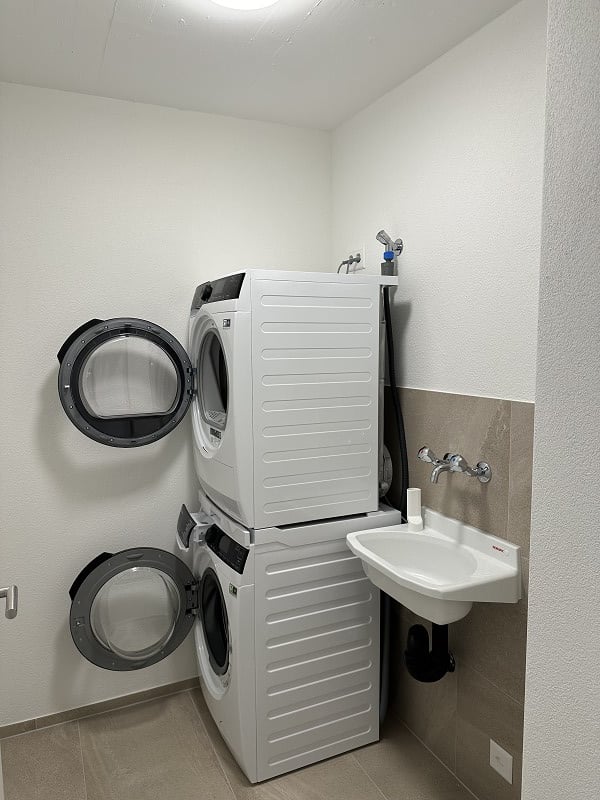 grosszügige Dachwohnung,  "Zentrum Tobel" - Reduit