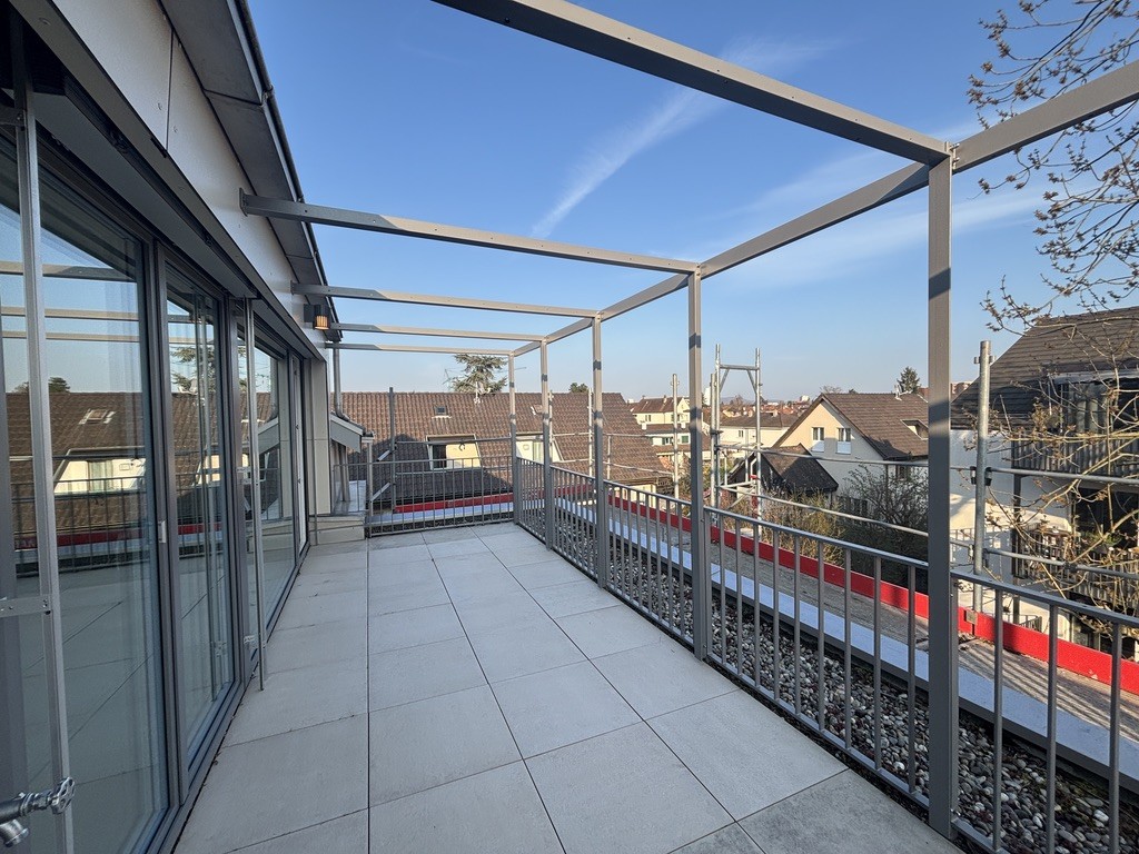 Smart Wohnen in heller Maisonette-Dachwohnung - Terrasse