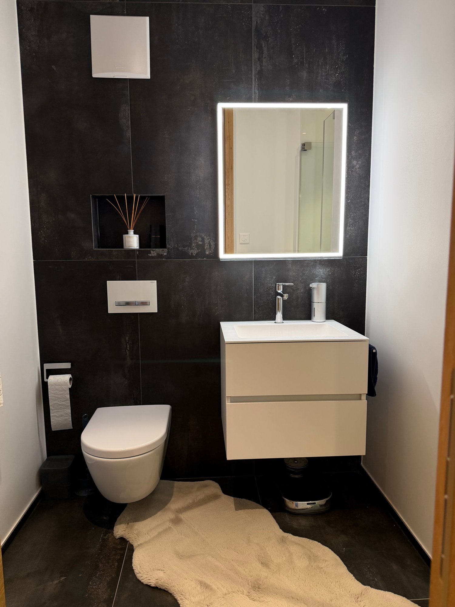 Hochmoderne, exklusive 4.5 Zimmer-Terrassenwohnung - Bild 13