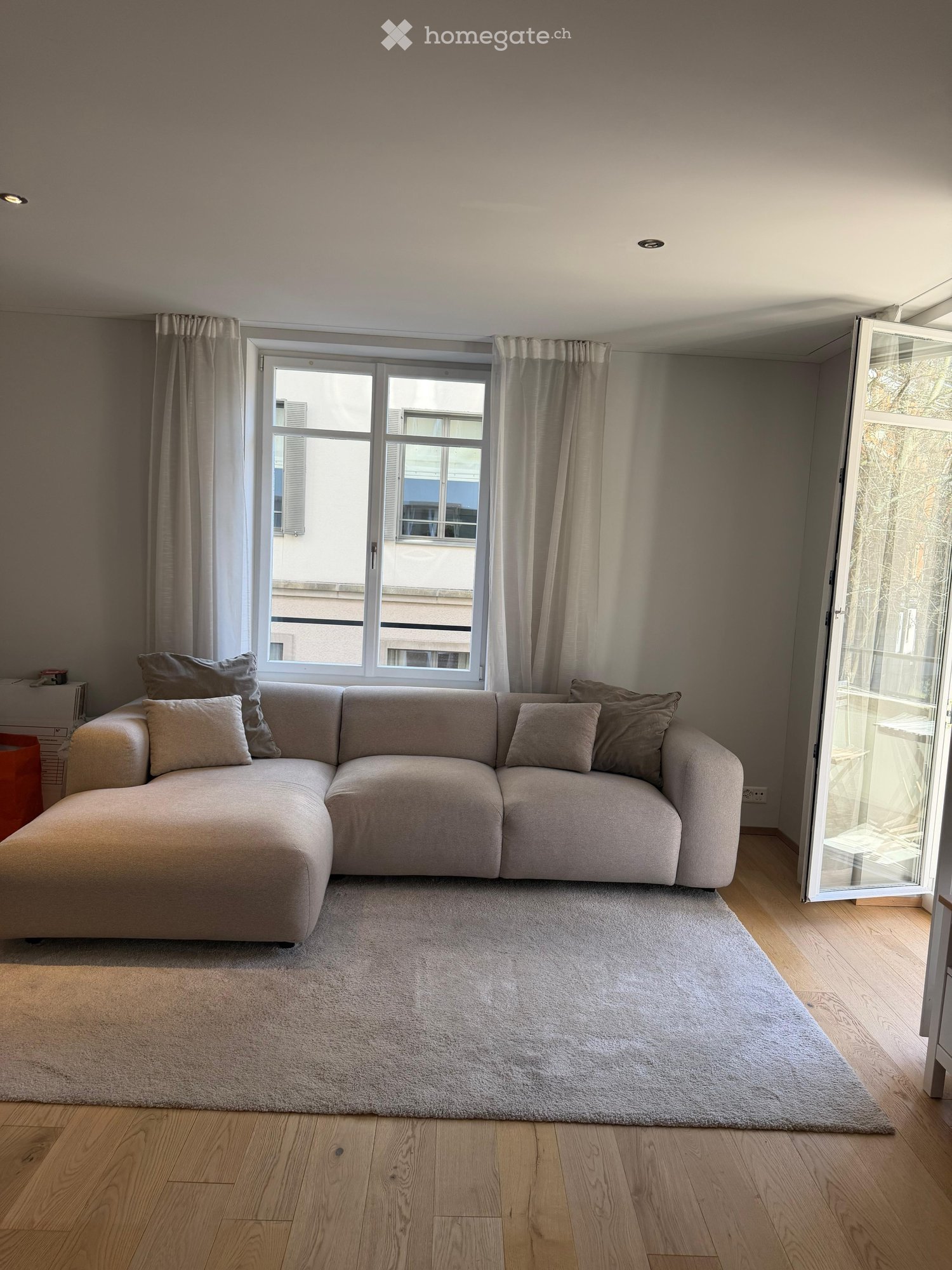 Moderne 2.5-Zimmer Wohnung mit Balkon im Seefeld - Bild 1