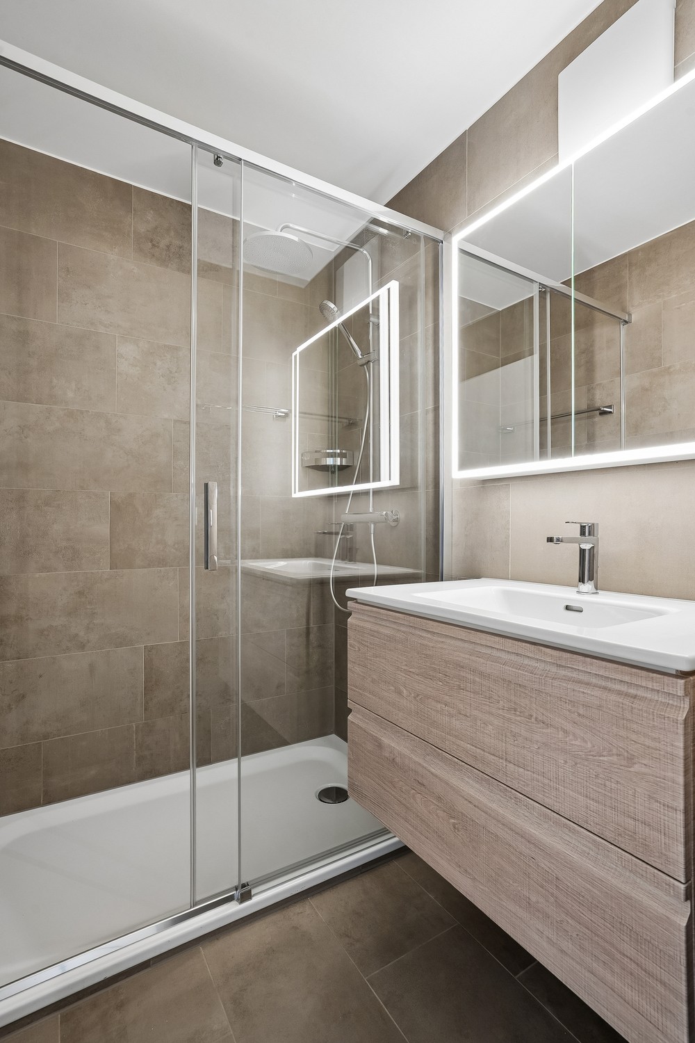 Erstbezug: Stilvolle 4.5-Zimmer-Wohnung in Adliswil - Bild 10