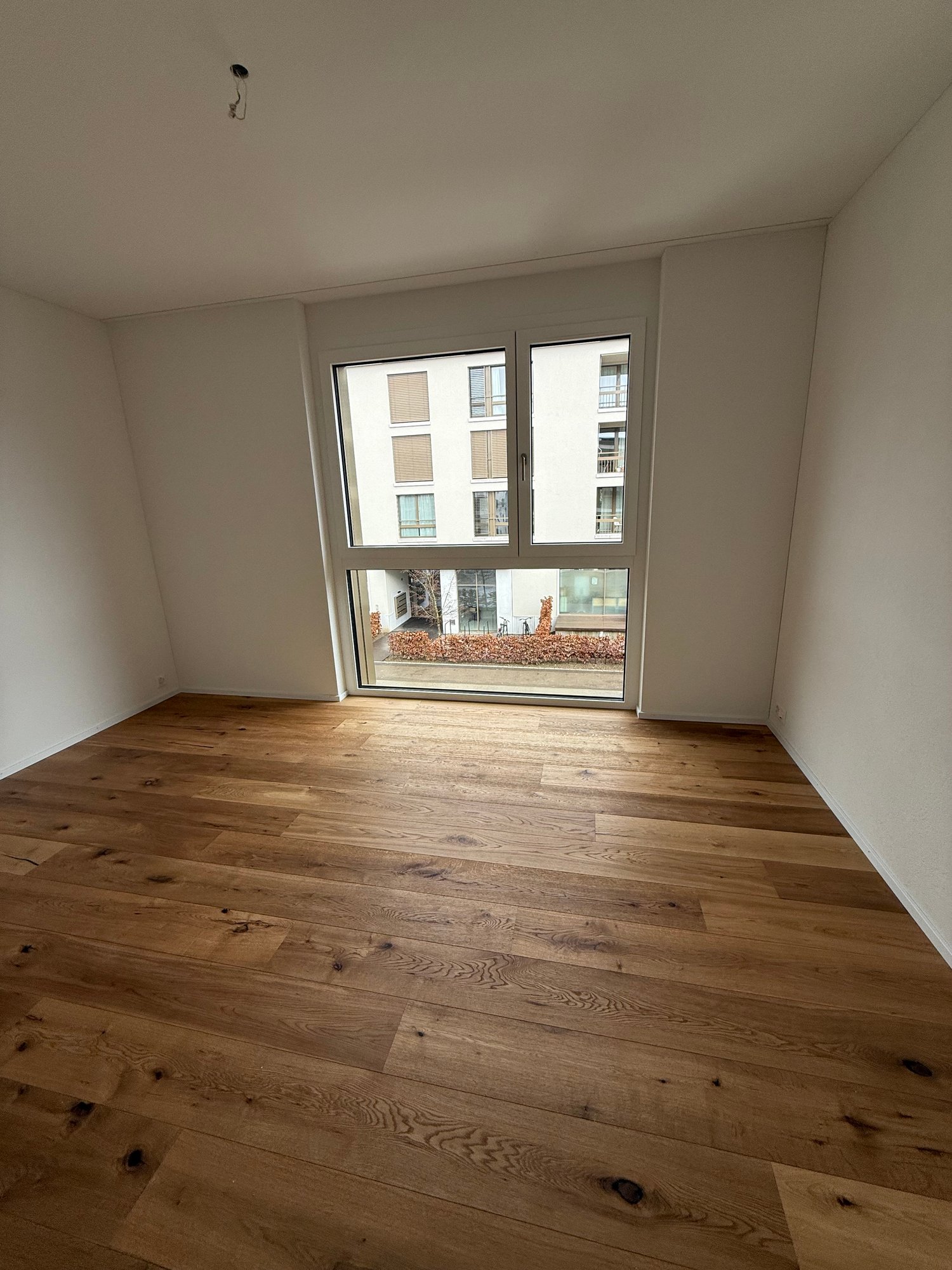 elegante 3.5-Zimmer-Wohnung 107 m2/Terrasse 26 m2 (Erstvermietung) - Bild 8