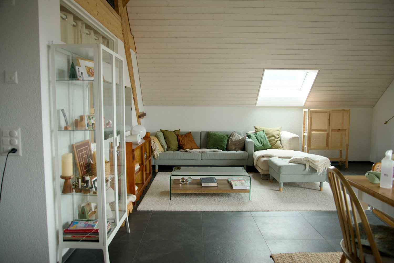 Moderne 5-Zimmer-Duplex-Wohnung mit Balkon und Weitsicht - Bild 7