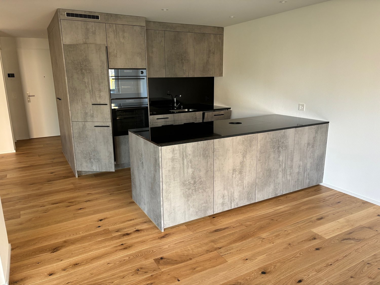 Hochwertige 2.5 Zimmer Neubauwohnung zu mieten - Küche