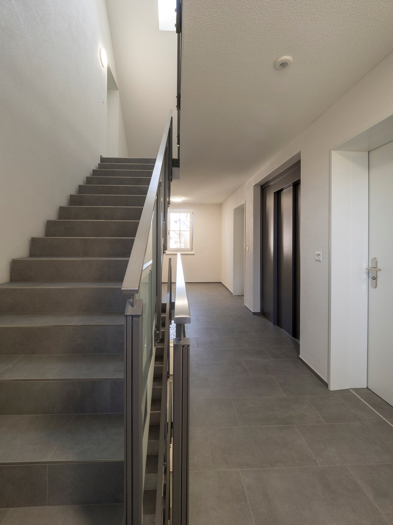 5.5 Zimmer Maisonettewohnung 155.5 m2, Balkon 10 m2, Richtung Süden - Bild 10