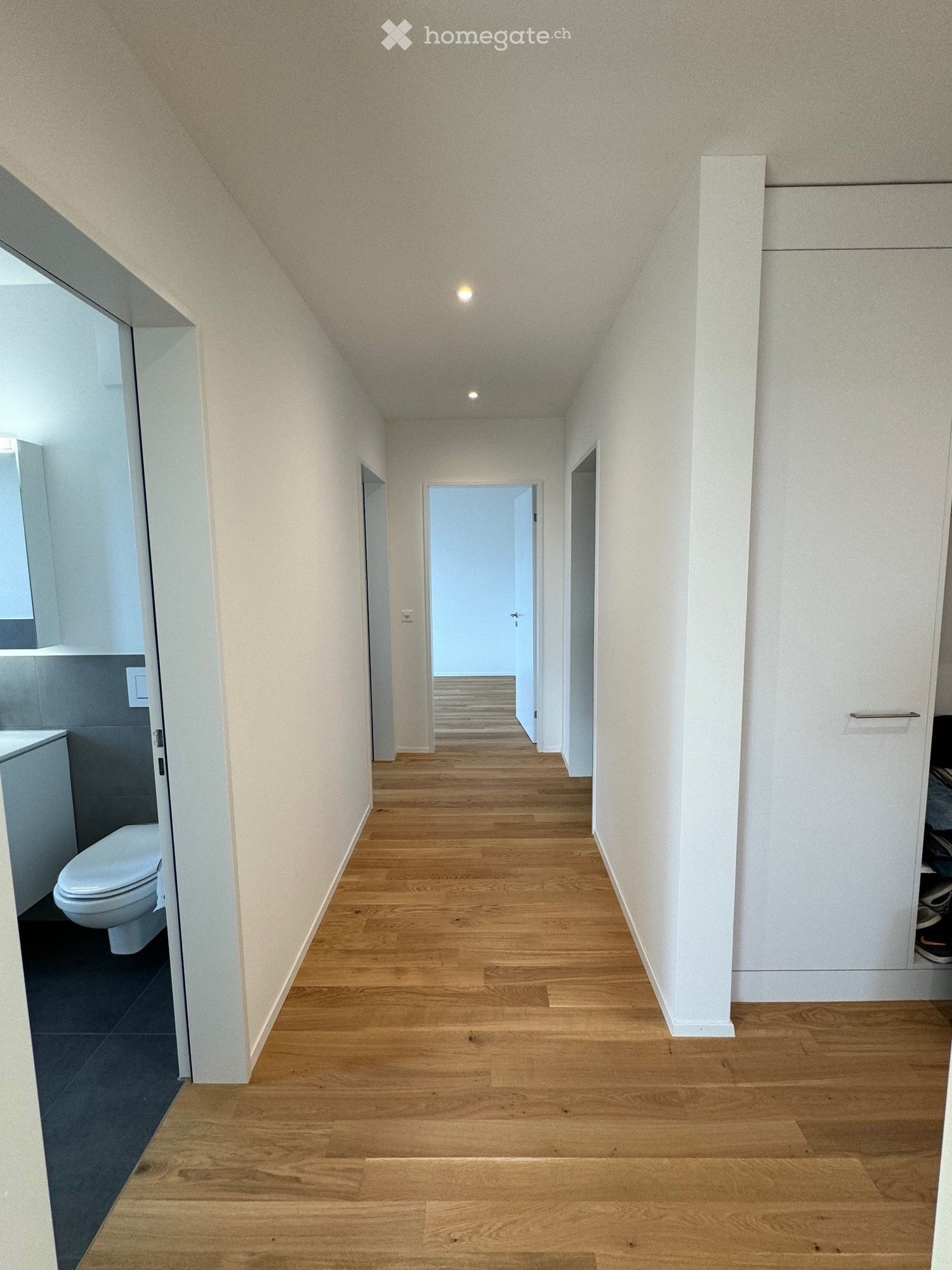 Hoch am Hang - mit bestem Blick Richtung Aarau - Bild 9