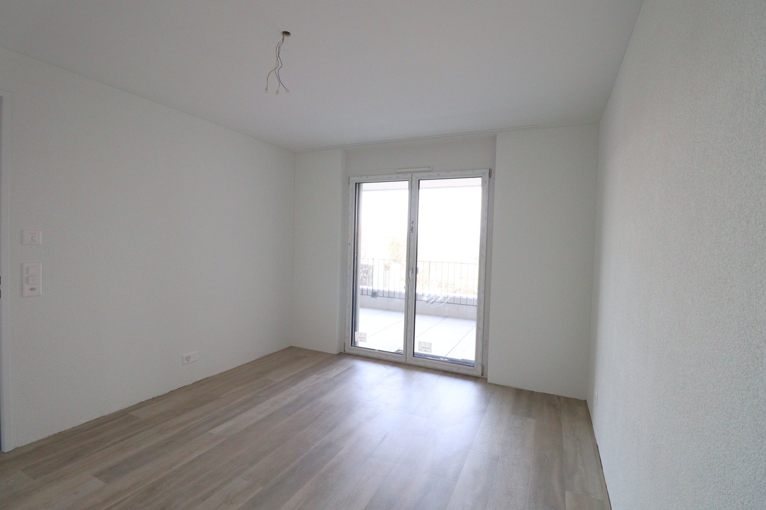 NEUBAU 2.5-Zimmer Gartenwohnung an ruhiger Lage - Bild 6