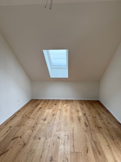 Moderne 3.5-Zimmer-Dachwohnung in Märstetten - Bild 2