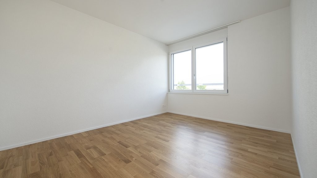 GROSSZÜGIGE ERDGESCHOSSWOHNUNG AN RUHIGER LAGE ZU VERMIETEN - Bild 8