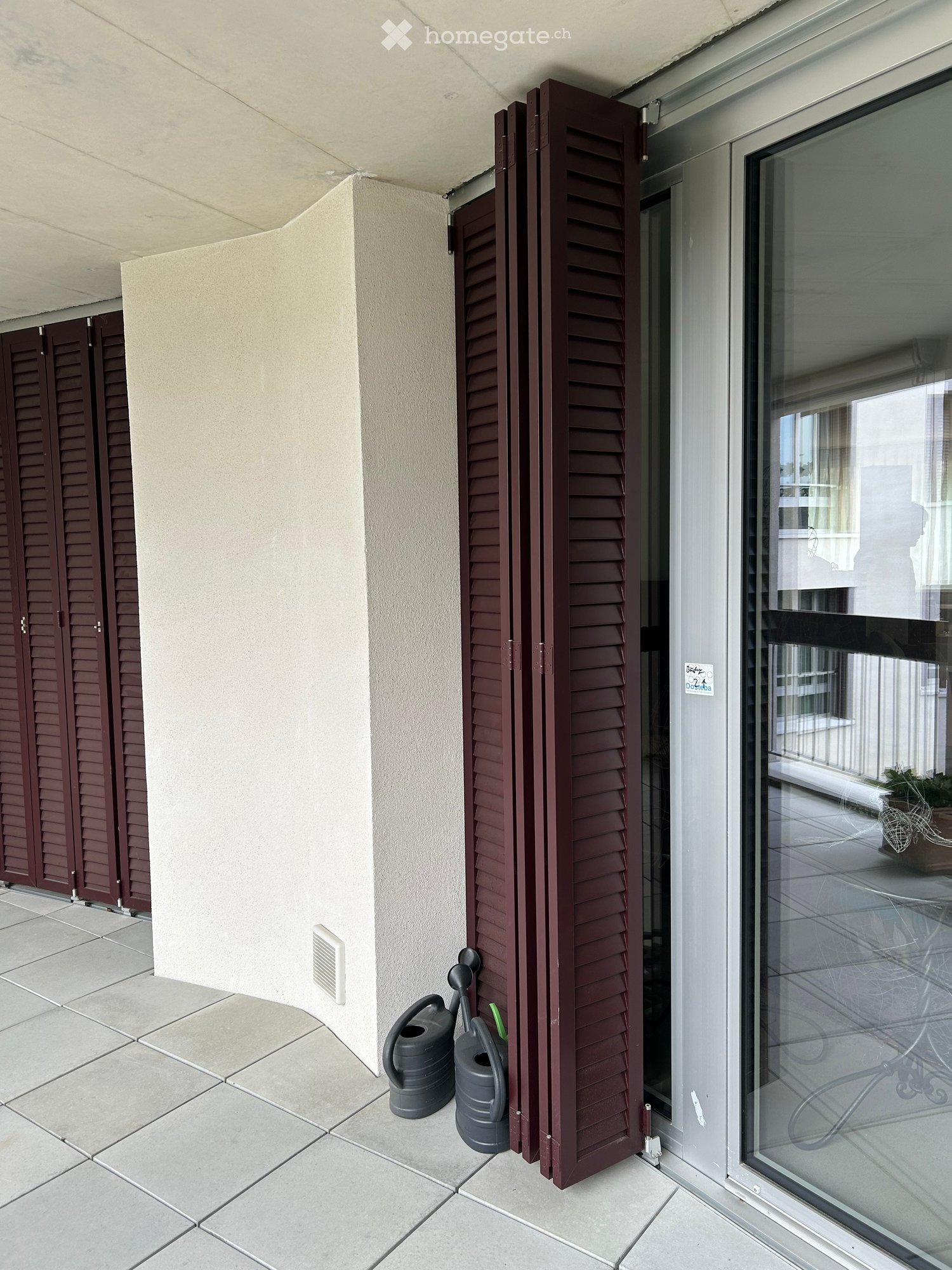 Moderne 4.5-Zimmer-Neubau-Wohnung mit Balkon und Garage - Bild 9