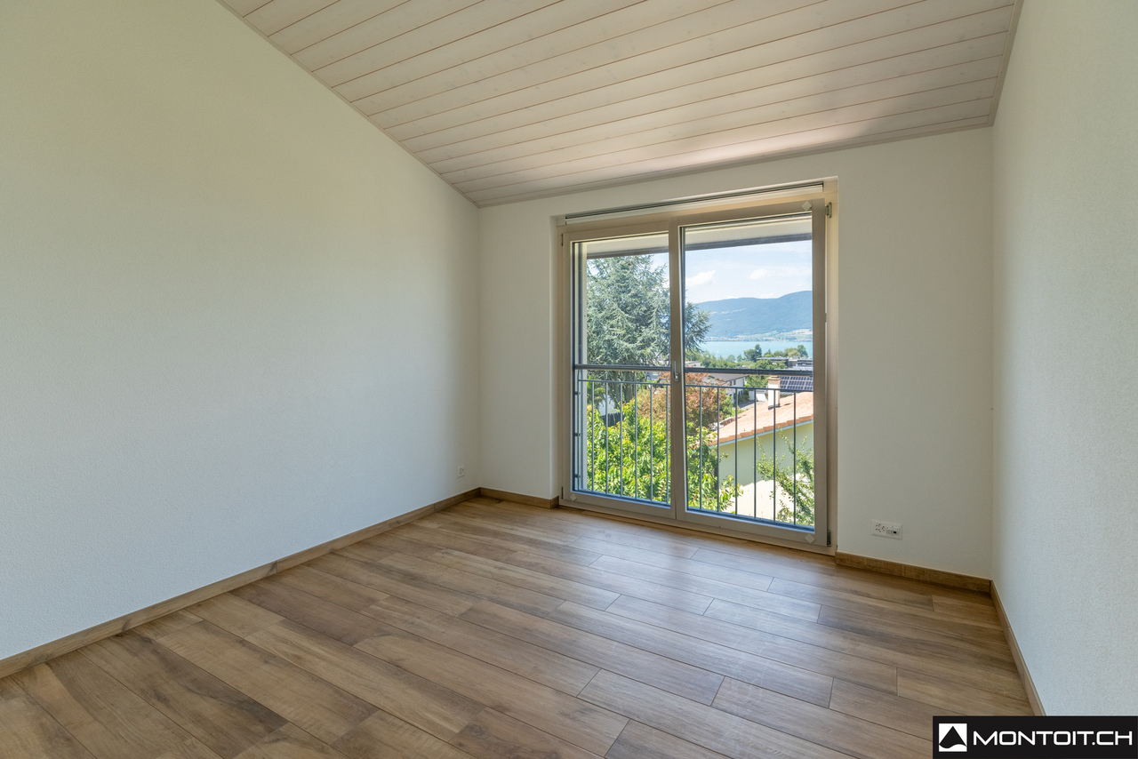 Cheyres, à louer, appartement de 2.5 pièces, vue lac de Neuchâtel ! - Bild 3