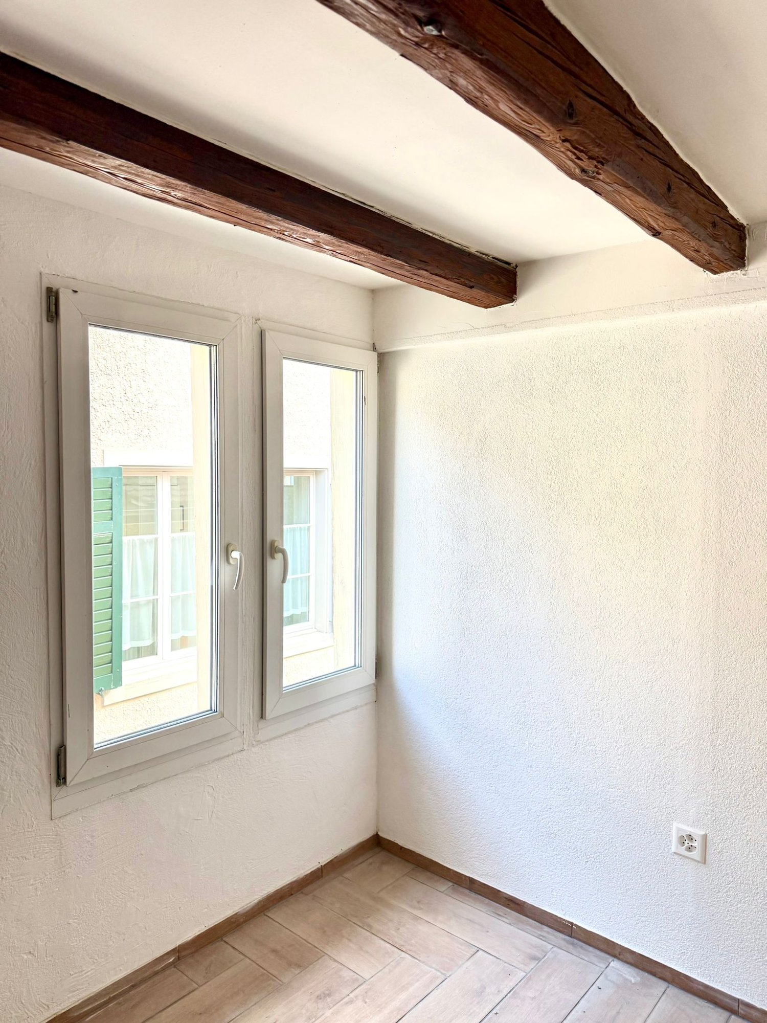 Frisch renovierte 2.5 Zimmer Wohnung, Erstbezug, 3 Minuten zum Bahnhof Frauenfeld - Bild 1