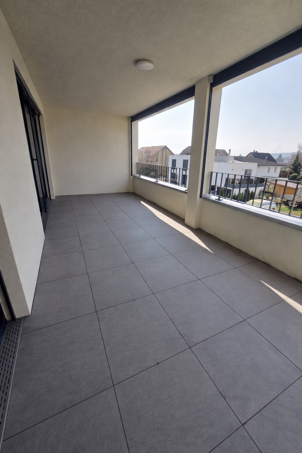 Moderne 2-Zimmer-Wohnung mit Balkon in Lengnau - Bild 8