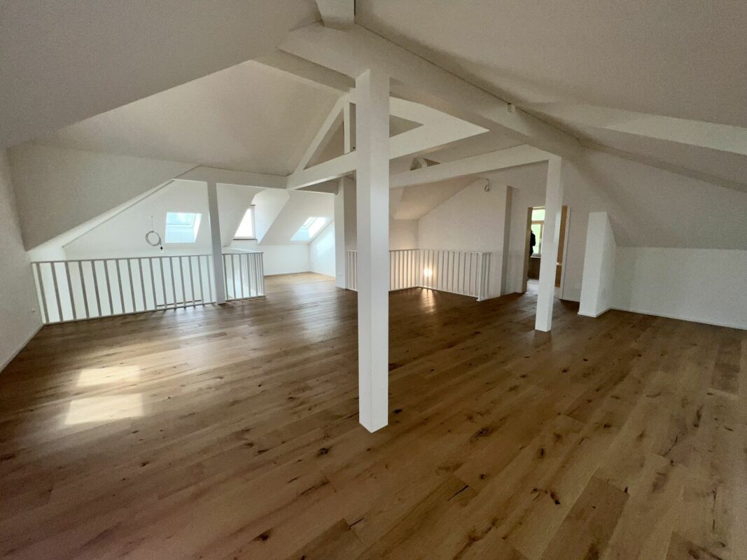 Ruhe, Grün & Weitblick - 5-Zimmer-Maisonette-Wohnung in besonderer Lage - Galerie