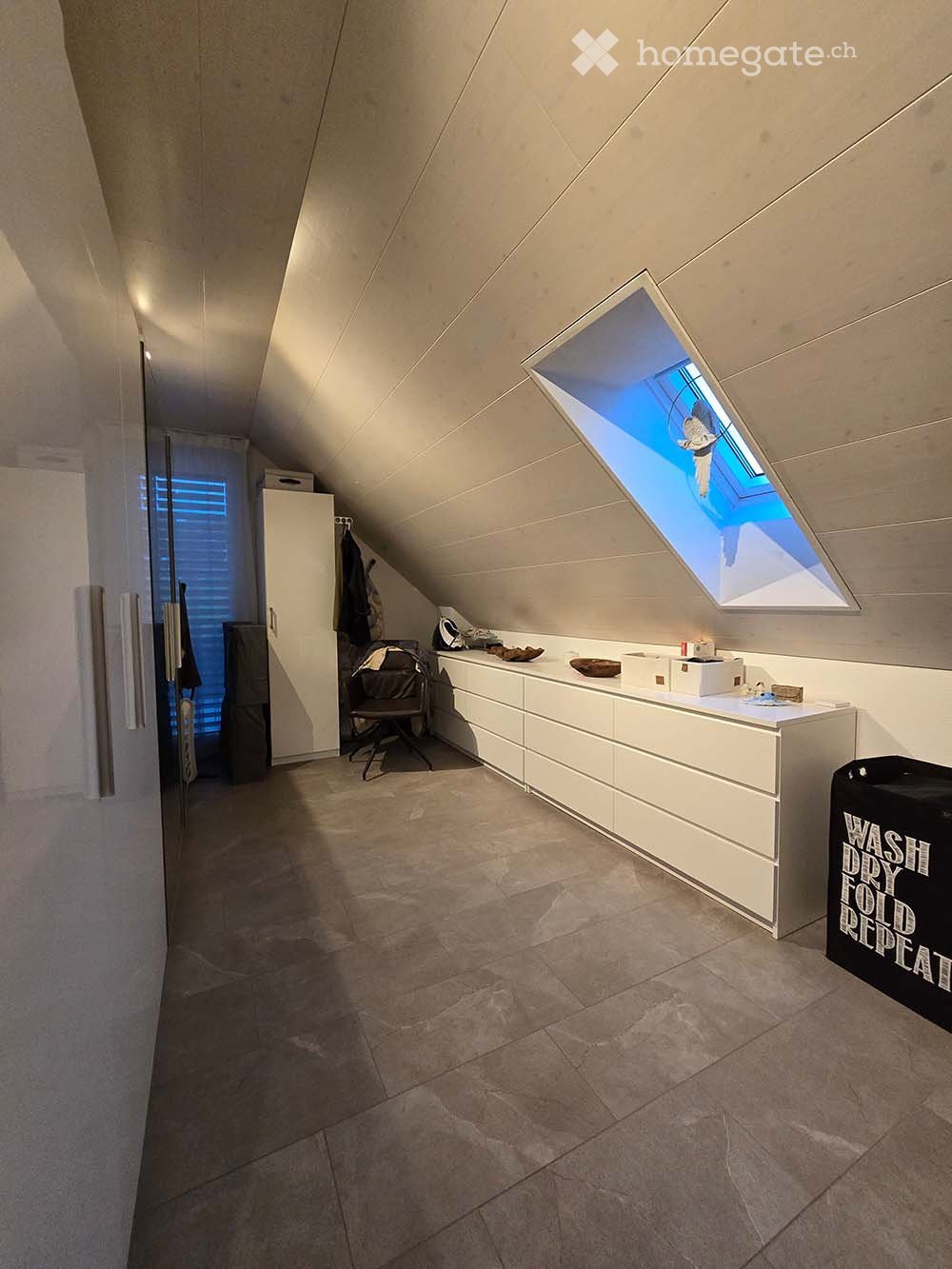 4.5-Zi.-Dach-Whg. mit Terrasse inkl. NK + 2 PP / Fr. 2410.00 - Bild 3