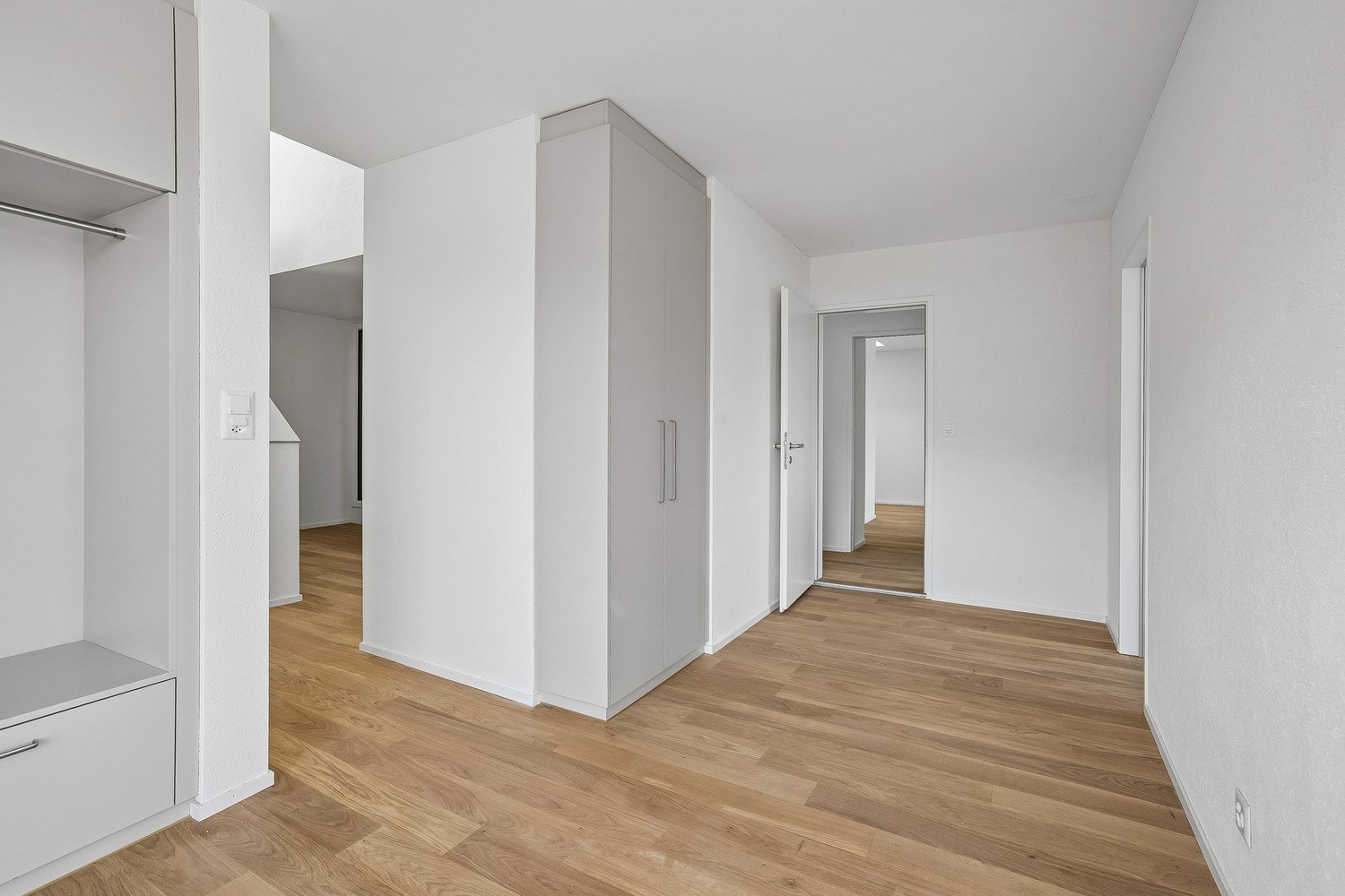 Exklusive 6.5-Zimmer-Wohnung  Erstbezug in Adliswil - Bild 8