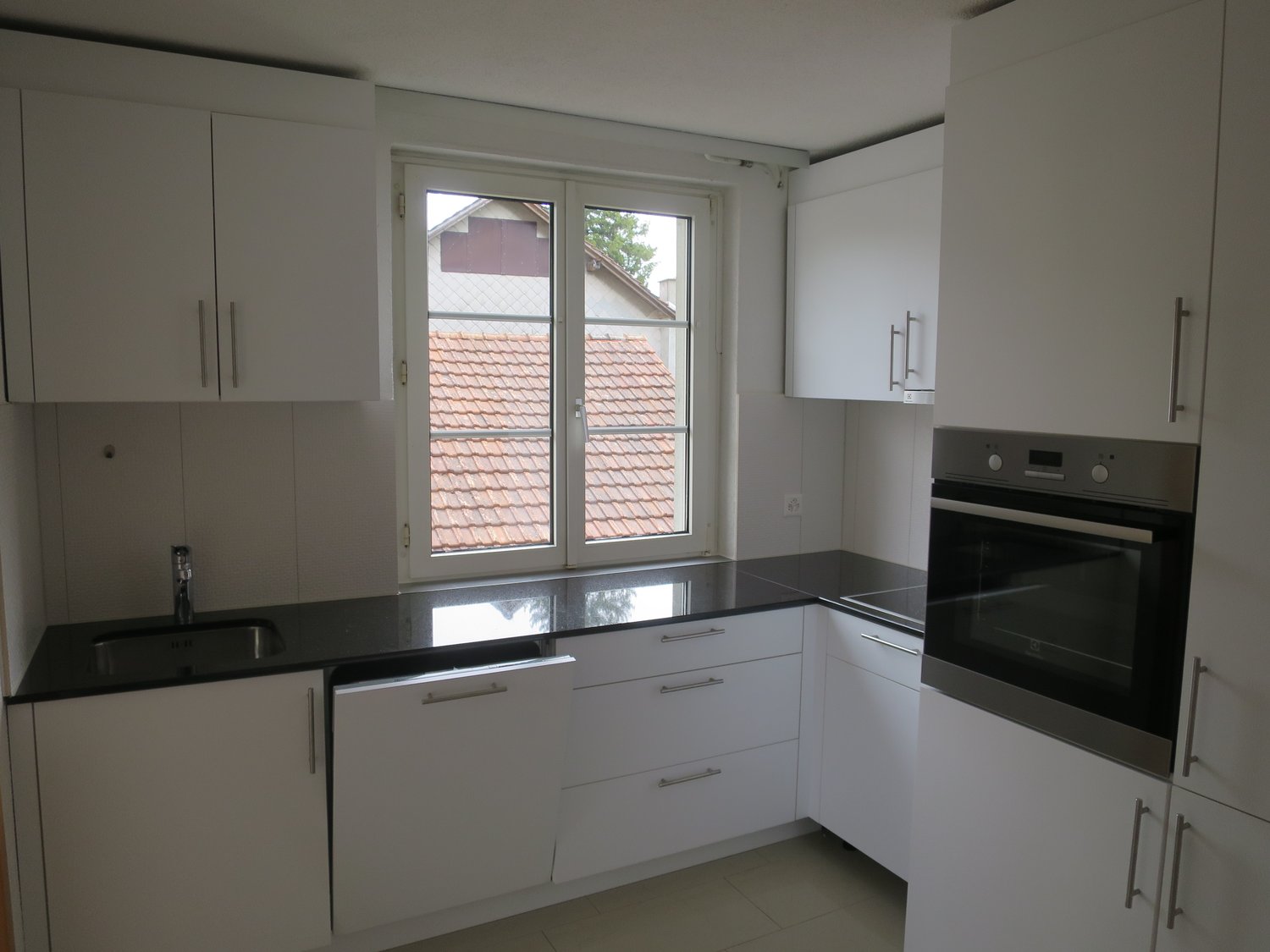 *** Zentral gelegene 4.5 Zimmerwohnung in Turbenthal zu vermieten *** - Bild 1