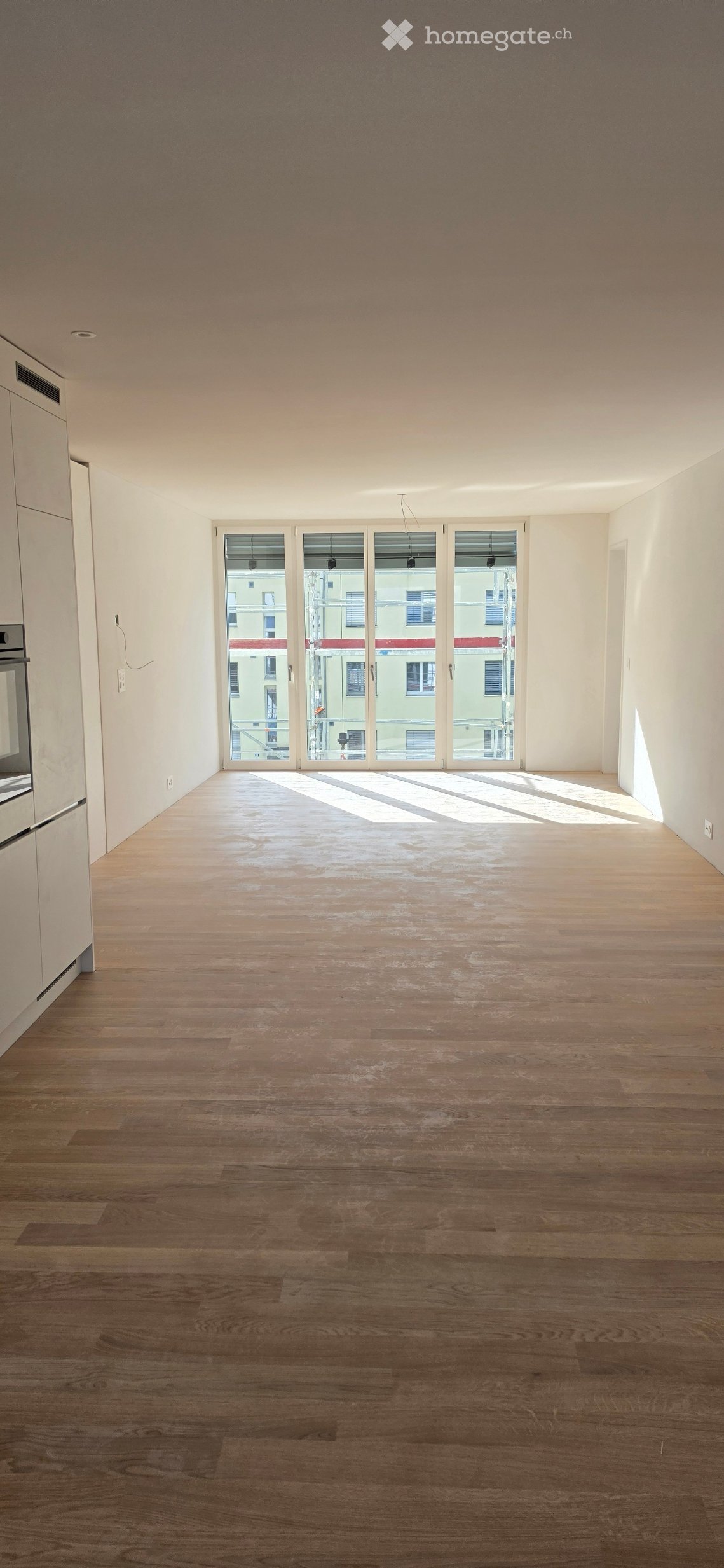 Moderne 4.5-Zimmer-Neubau-Wohnung in Forch - Bild 1