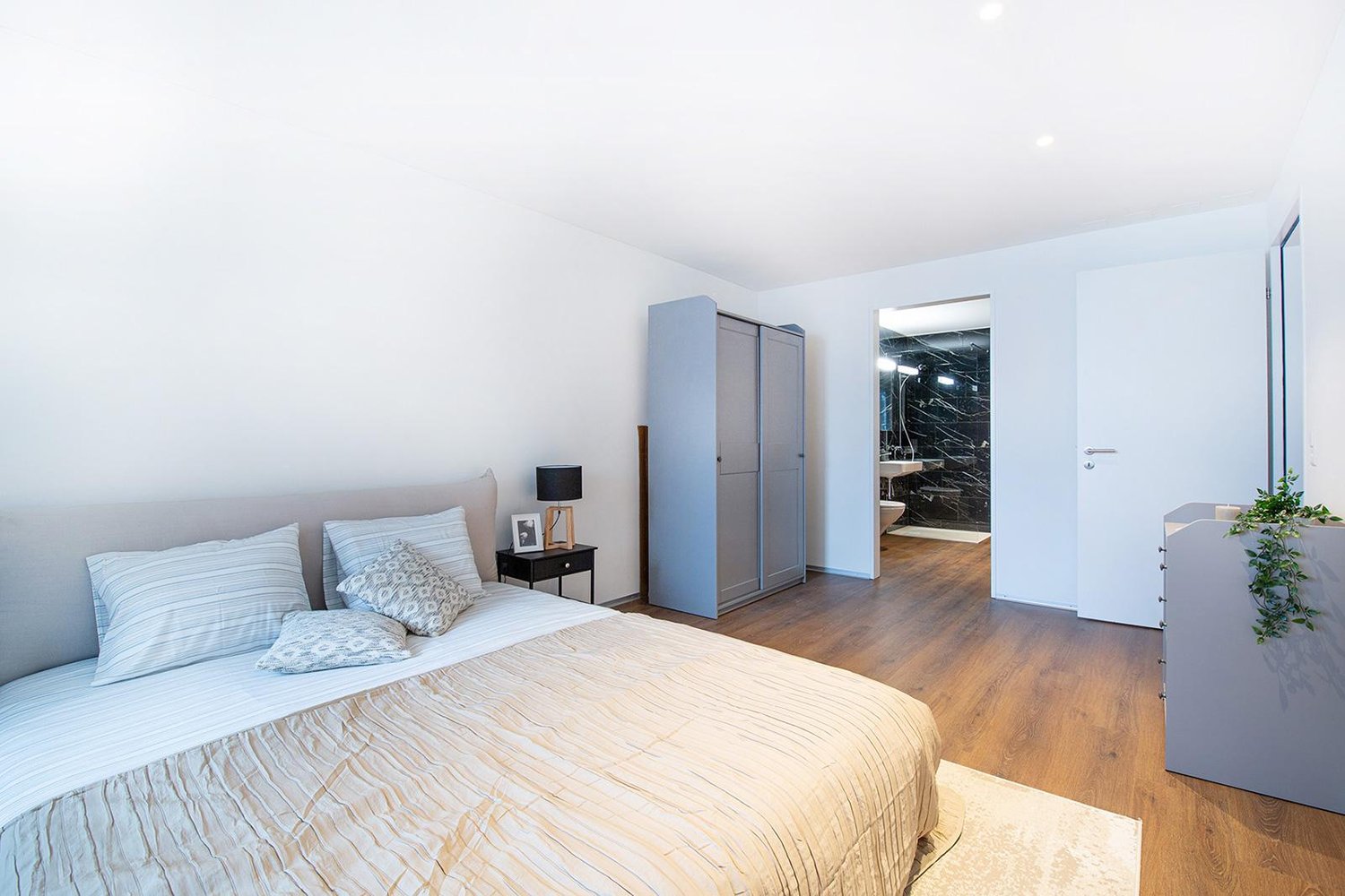 Entdecken Sie Ihr neues Zuhause eine moderne Wohlfühloase, die keine Wünsche offenlässt. - Bild 8