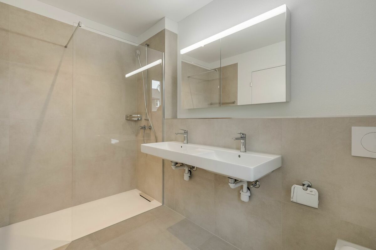 Erstvermietung - Attraktive 3 1/2-Zimmer-Wohnung mit Loggia und Einstellplatz im Zentrum von Sissach - Bild 6