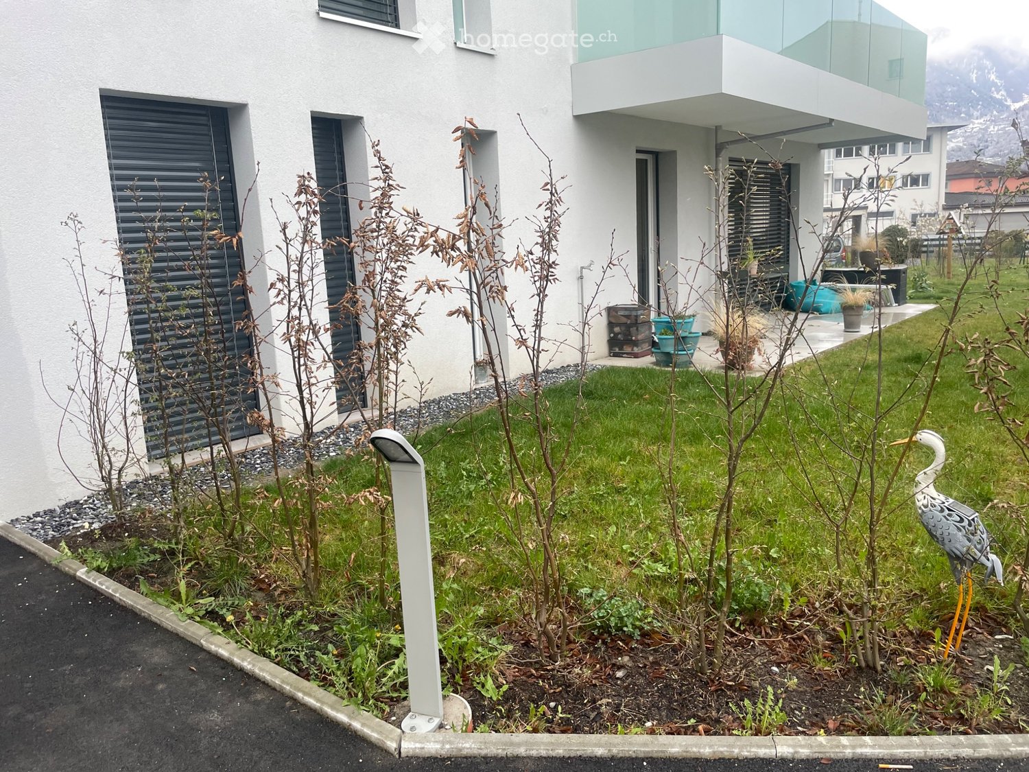 Magnifique 2 1/2 Rez-de-Jardin - Bild 1