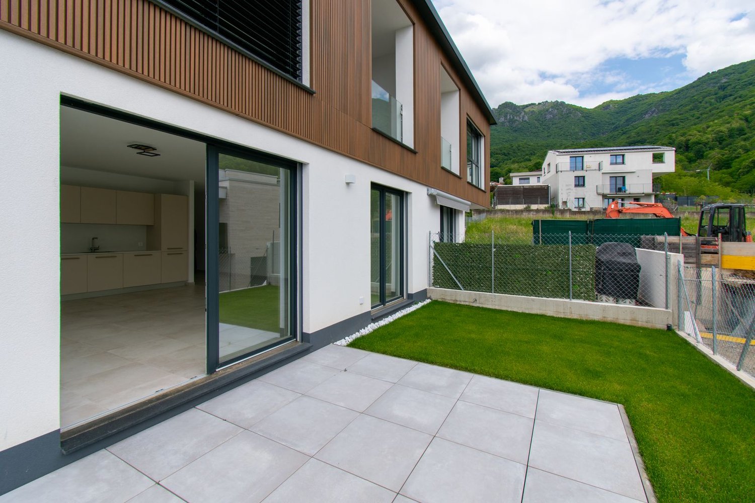 NUOVO APPARTAMENTO 3.5 LOCALI CON GIARDINO - Bild 11