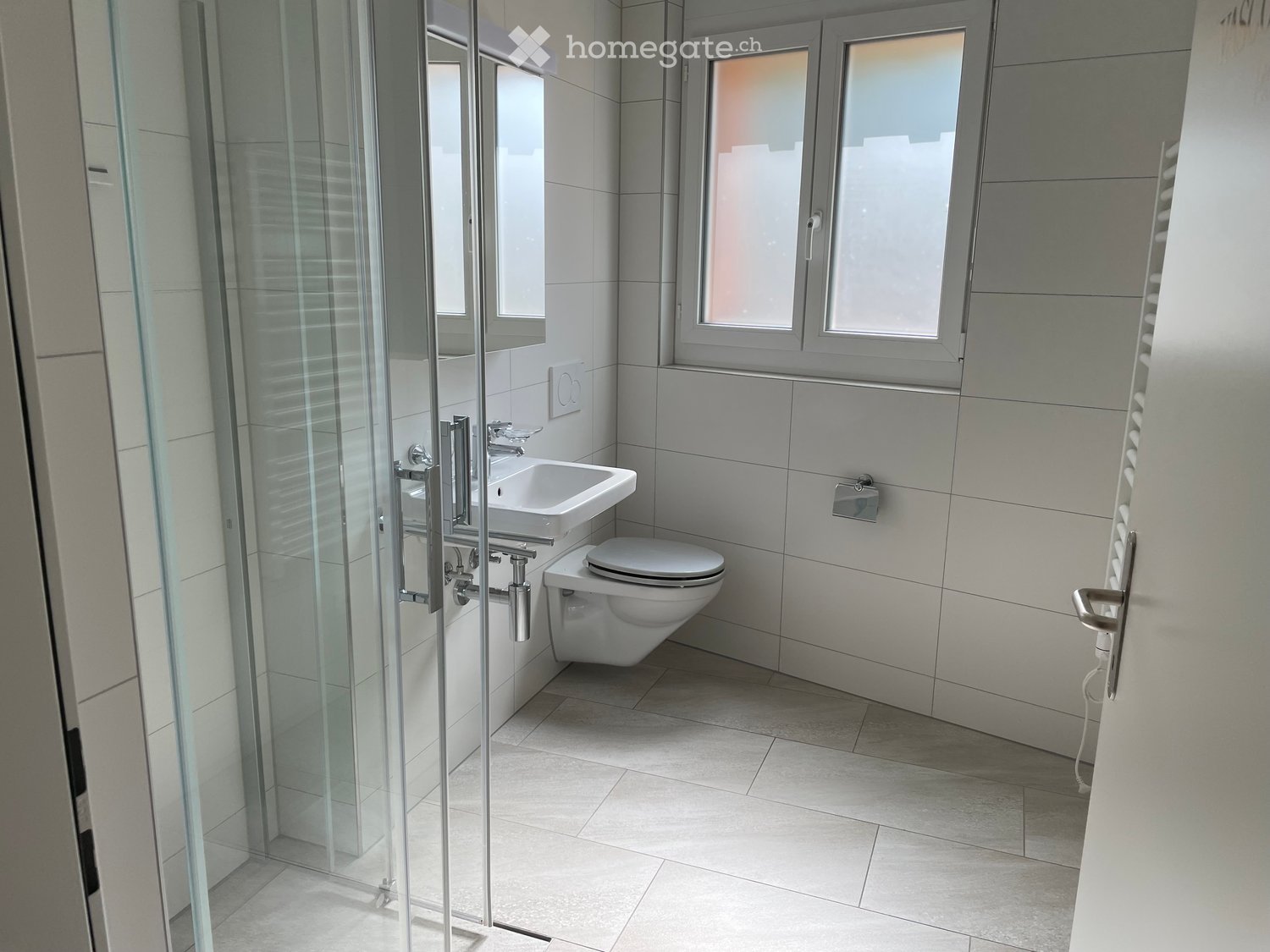 Moderne 3.5-Zimmer-Neubau-Wohnung in ruhiger Lage in Fläsch - Bild 3