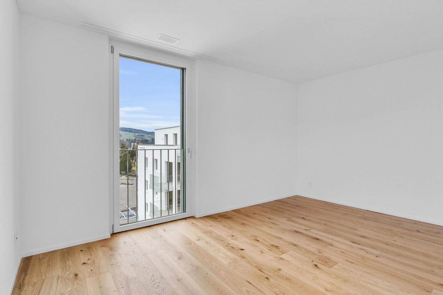 Attika mit Aussicht  sonnig und modern in Gossau SG - Bild 8