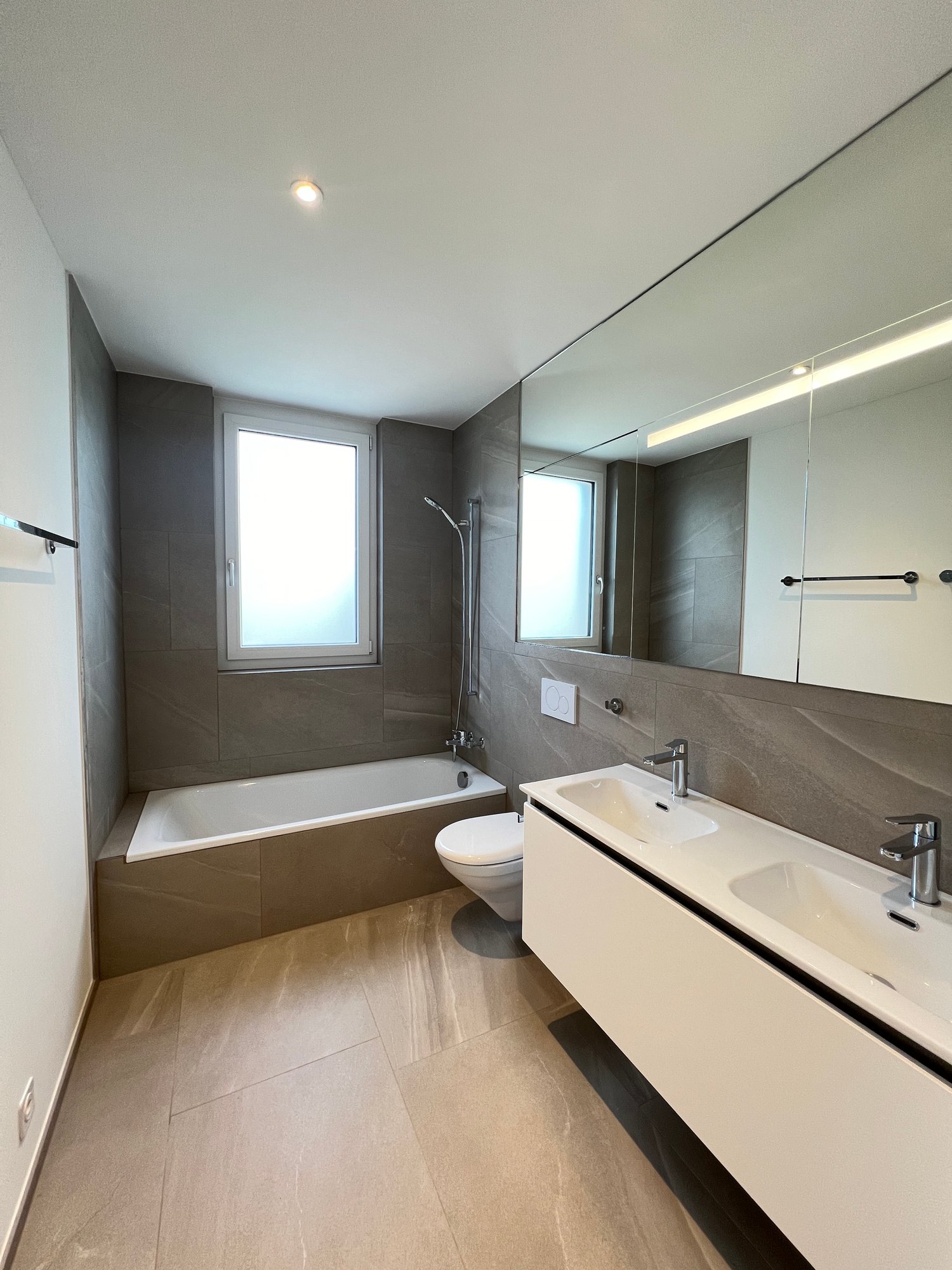 Attikawohnung mit 360-Grad-Blick über die Dächer von Wettingen - Bild 7