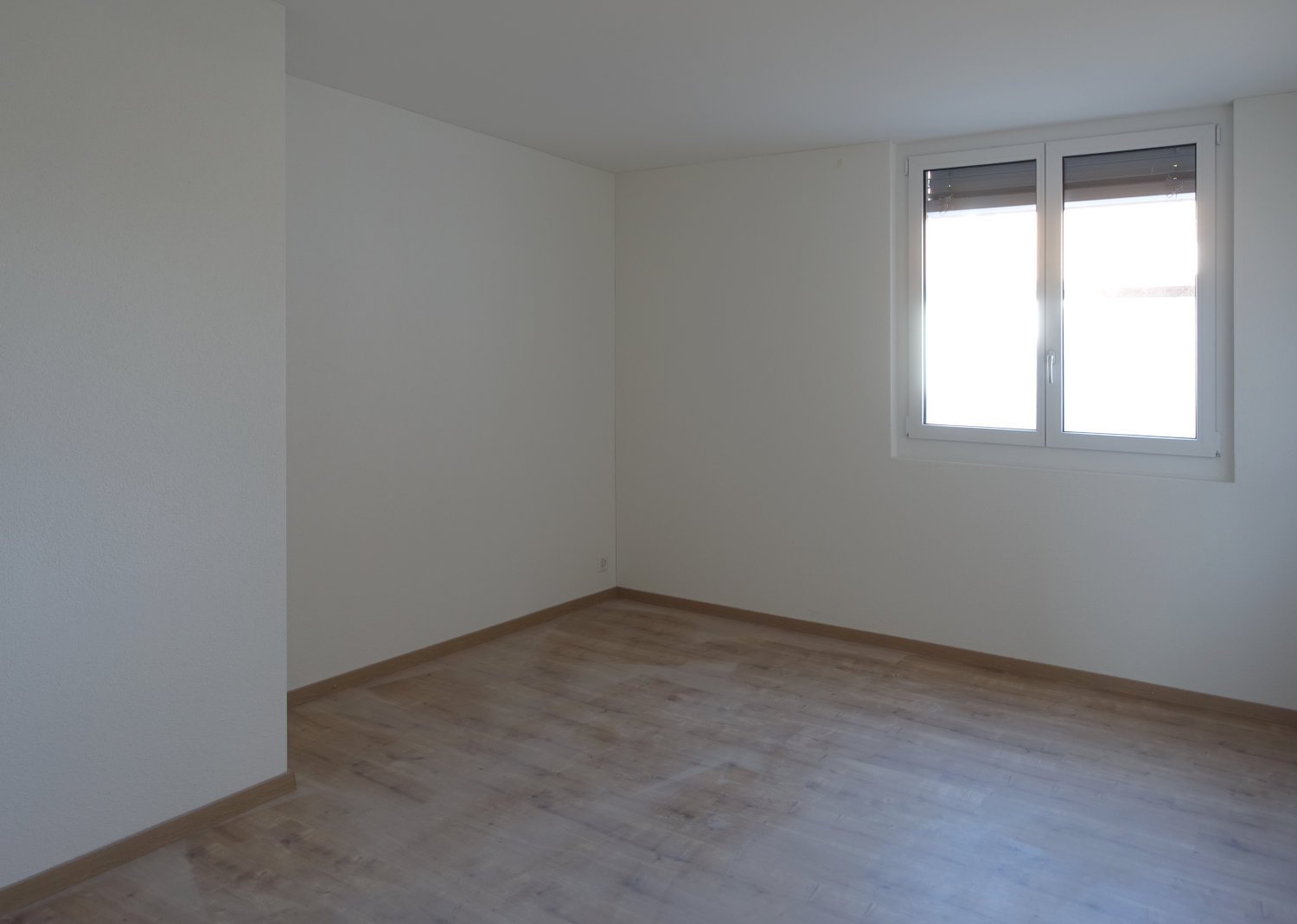 Modern wohnen im Neubau – 4.5 Zimmer mit 106 m², Garten oder Balkon - Bild 6
