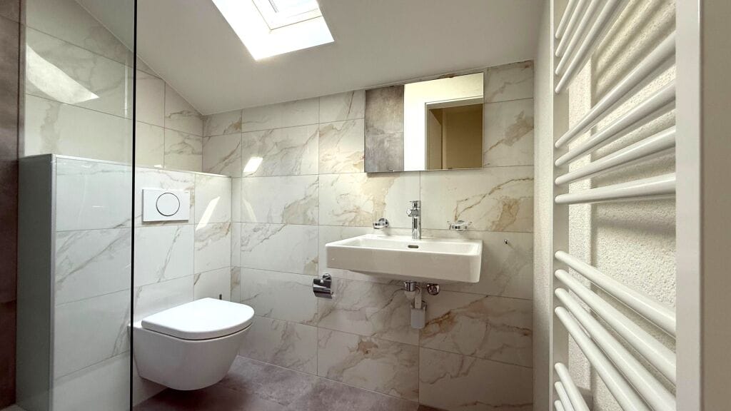 2.5-Zimmer-Dachwohnung, modern, in Ittigen mieten - Bild 1