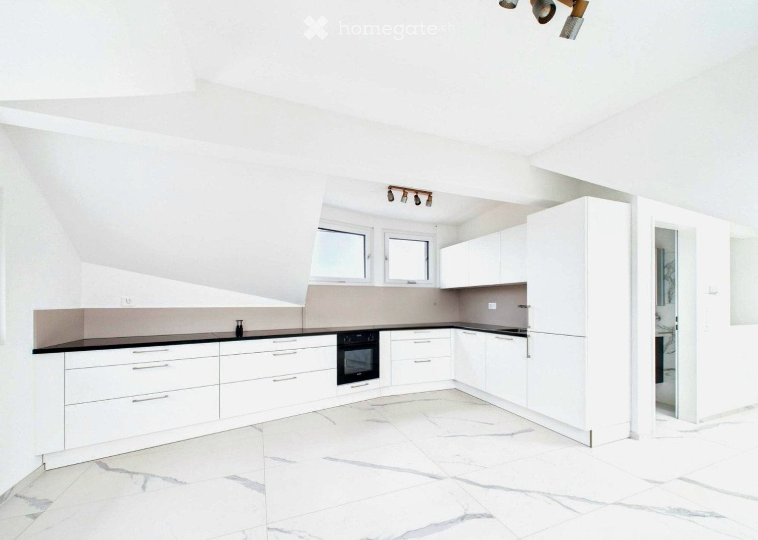 Exklusiver Erstbezug: Moderne 4-Zimmer-Maisonette-Wohnung - Bild 4