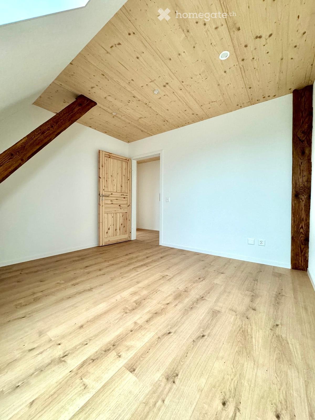 Neue 5.5-Zimmer-Dachwohnung in Rütschelen - Bild 4