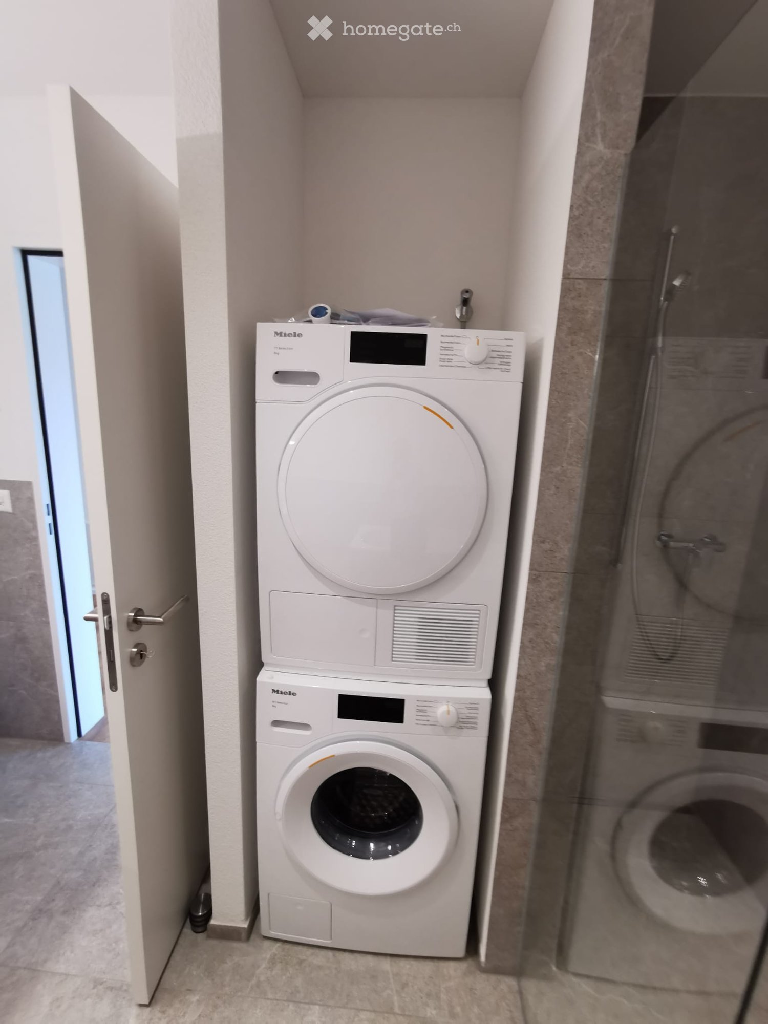 Topmoderne 4,5 Zimmer Attikawohnung mit grosser Terrasse - Bild 10