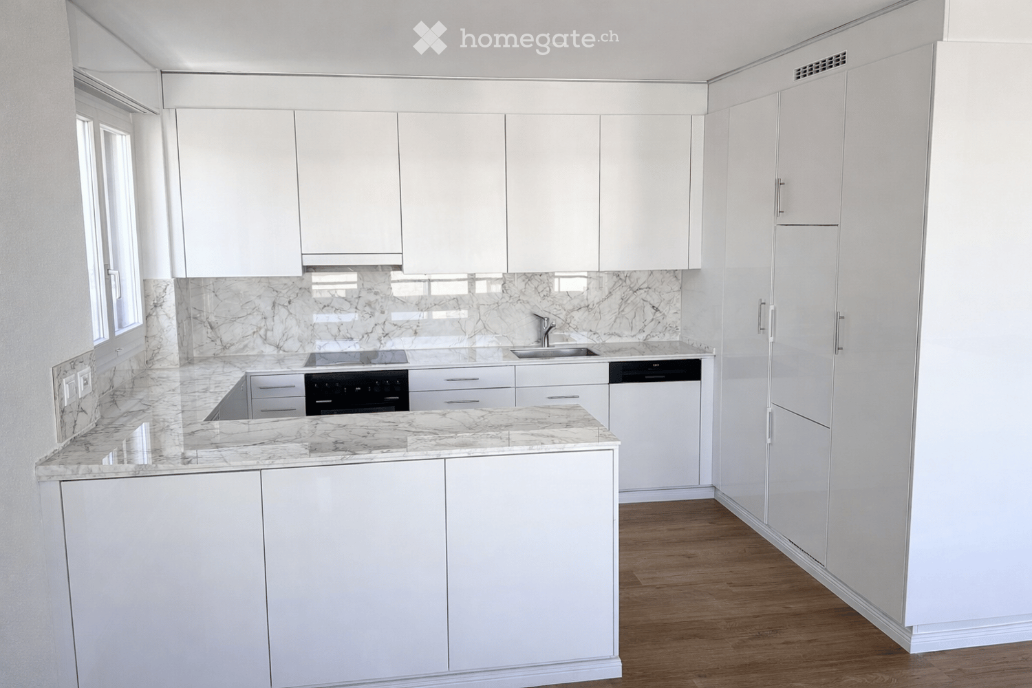 Traumhafte 4.5-Zimmer-Wohnung mit Seeblick in der Region Weinberghöhe - Bild 6