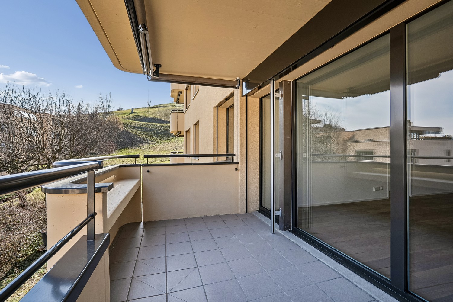 Erstbezug: Stilvolle 4.5-Zimmer-Wohnung in Adliswil - Bild 12