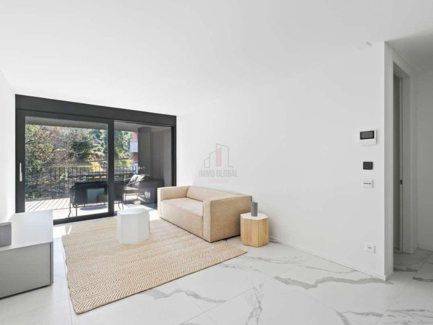 PRESTIGIOSO BILOCALE ARREDATO CON MERAVIGLIOSO TERRAZZO - Bild 4