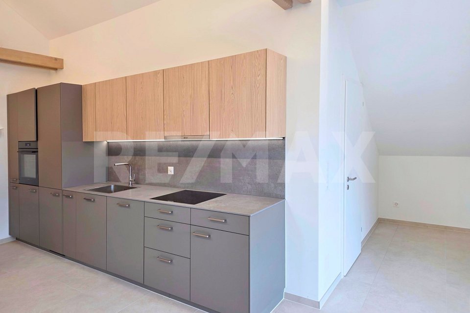 Loft- Dachgeschoss-Wohnung an zentrale Lage in Altdorf UR, Erstvermietung - Bild 6