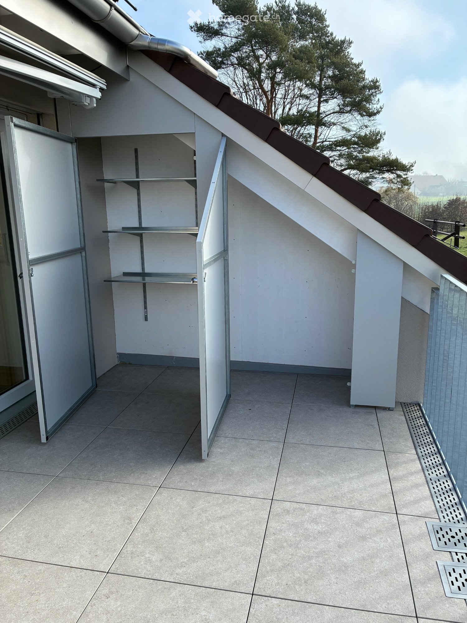 Helle Dachgeschoss Wohnung, Neubau - Bild 2