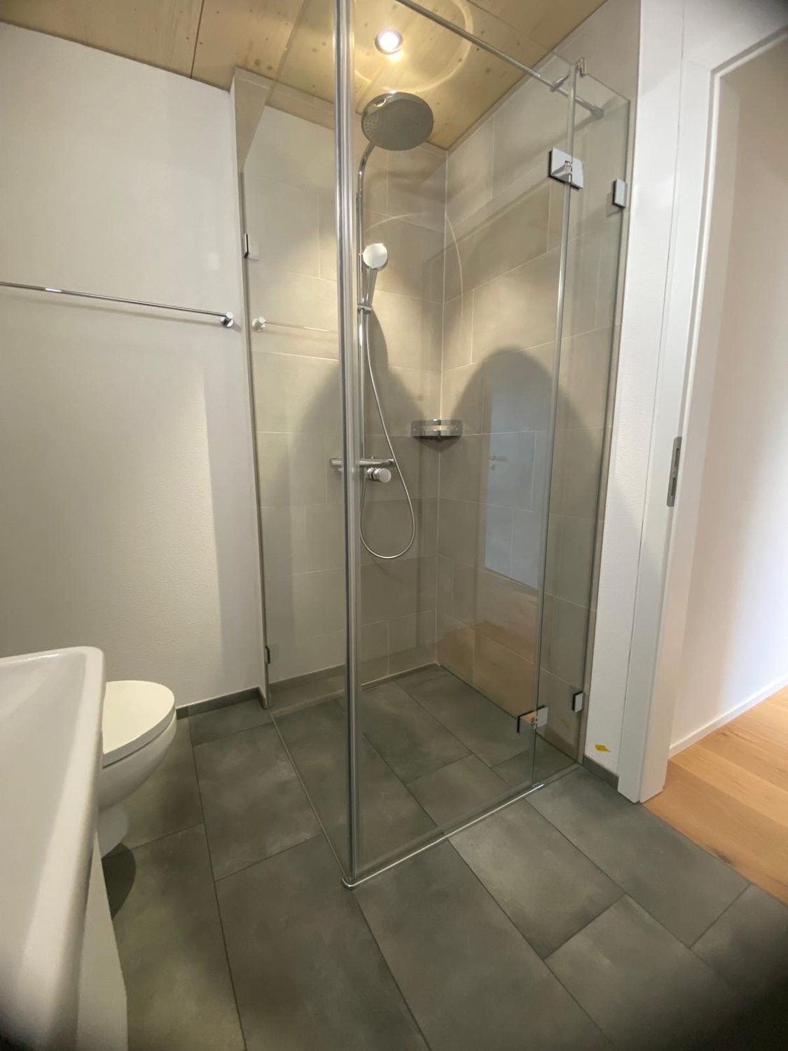 Neubauwohnung mit Terrasse - Badezimmer 2