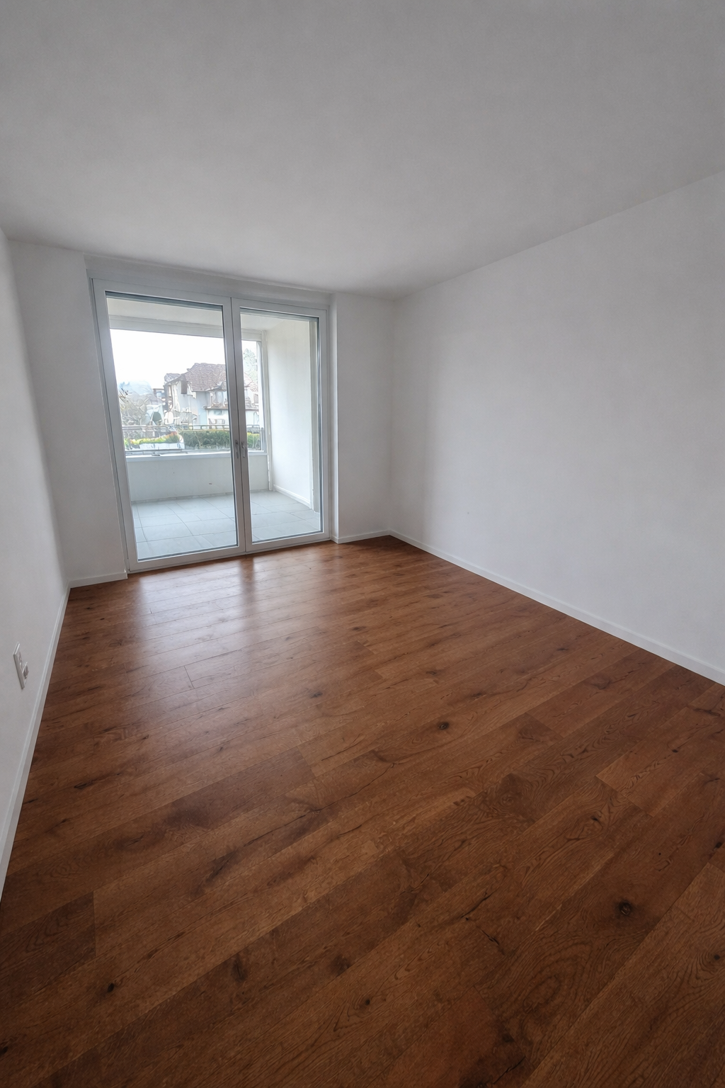 Moderne 2-Zimmer-Wohnung mit Balkon in Lengnau - Bild 5