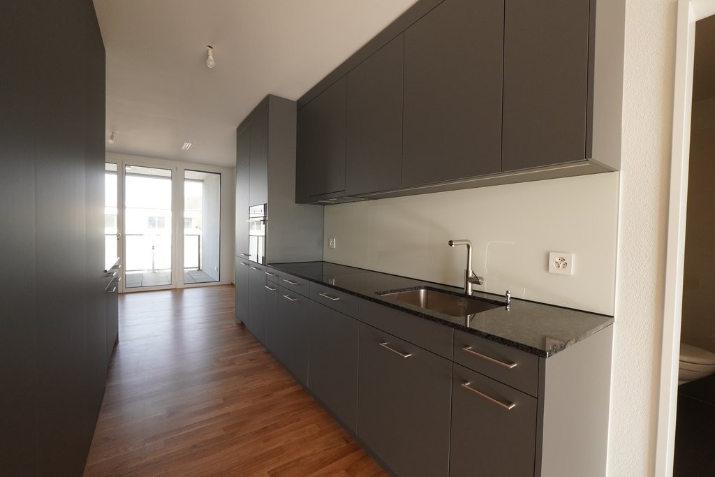 ERSTVERMIETUNG IN LIESTAL - jede Wohnung mit eigenem Waschturm - DSC02806.JPG