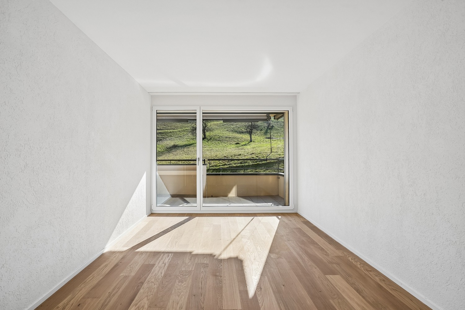 Exklusive 4.5-Zimmer-Wohnung  Erstbezug in Adliswil - Bild 2