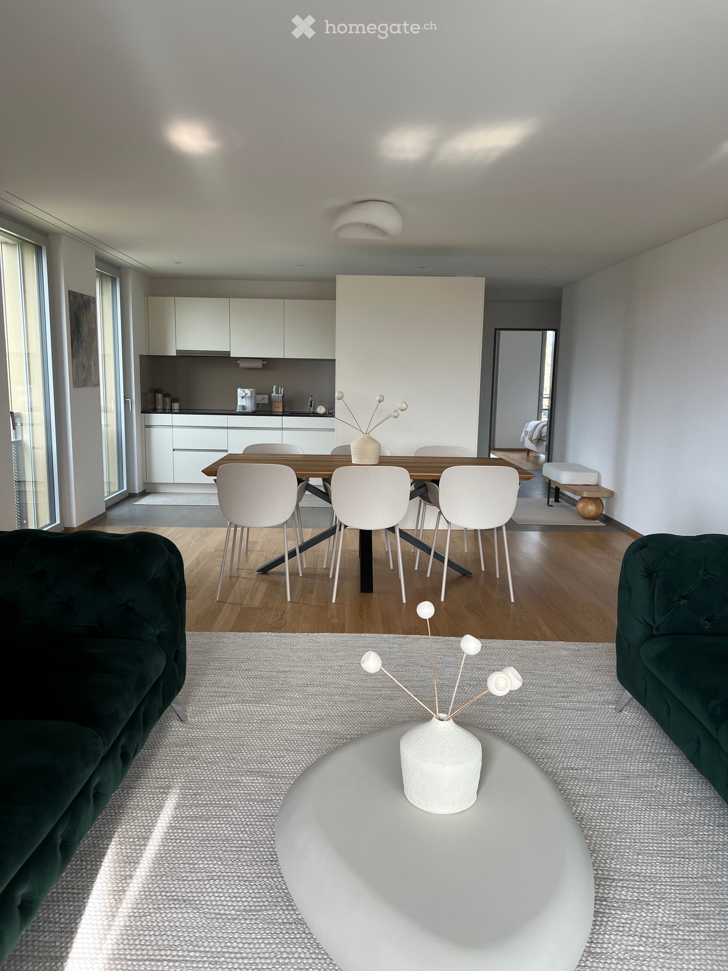 Moderne 3.5-Zimmer-Neubau-Wohnung mit Balkon in Wetzikon - Bild 1